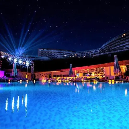Elexus Hotel & Luxury Resort & Spa & Casino Kerínia